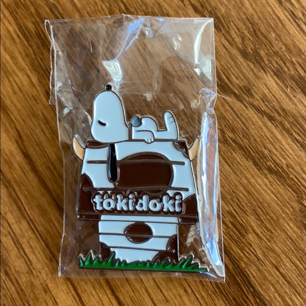 Tokidoki x Peanuts Enamel Pin